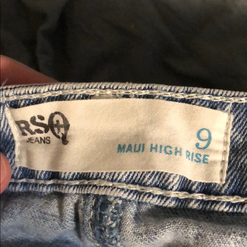 Shorts - Picture 3 of 3